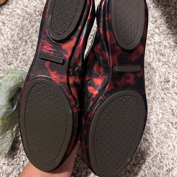 Tory Burch tortoise flats - Picture 2 of 2